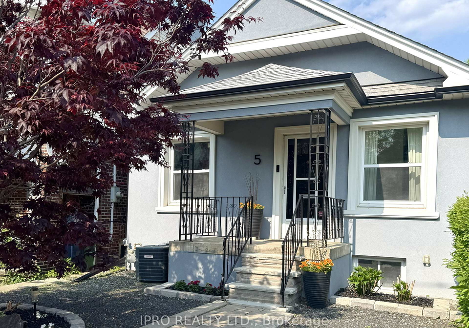 5-thyra-avenue-east-york-ontario-e12184703