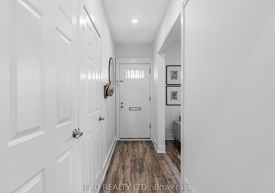 5-thyra-avenue-east-york-ontario-e12184703