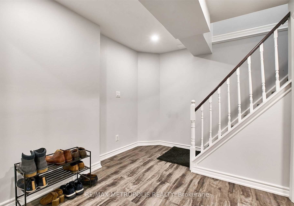 42-reed-drive-ajax-ontario-e12184819