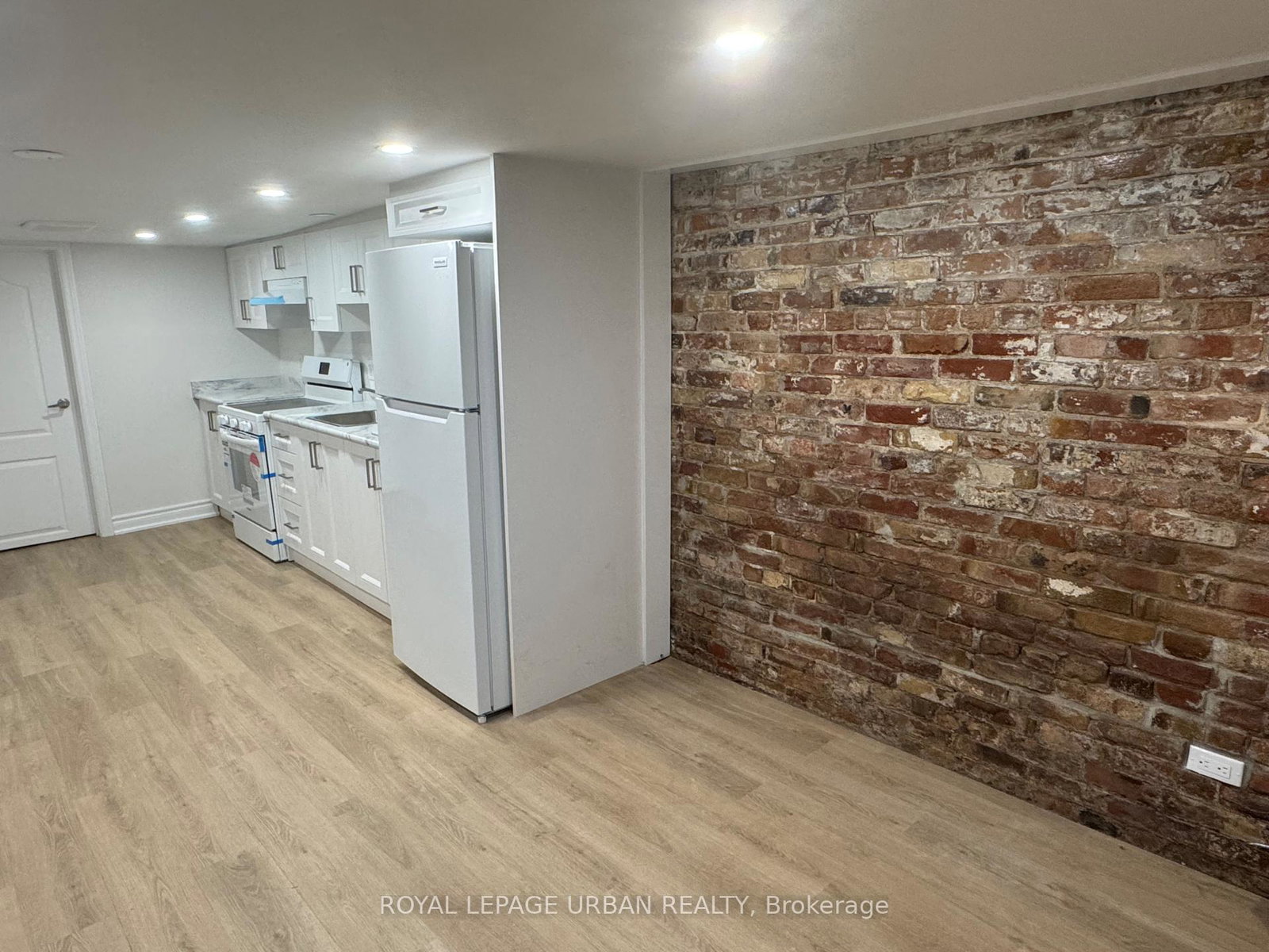 763-pape-avenue-east-york-ontario-e12185931