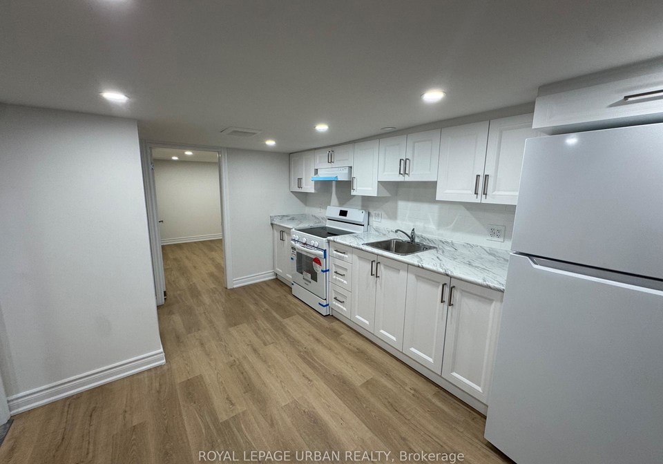 763-pape-avenue-east-york-ontario-e12185931