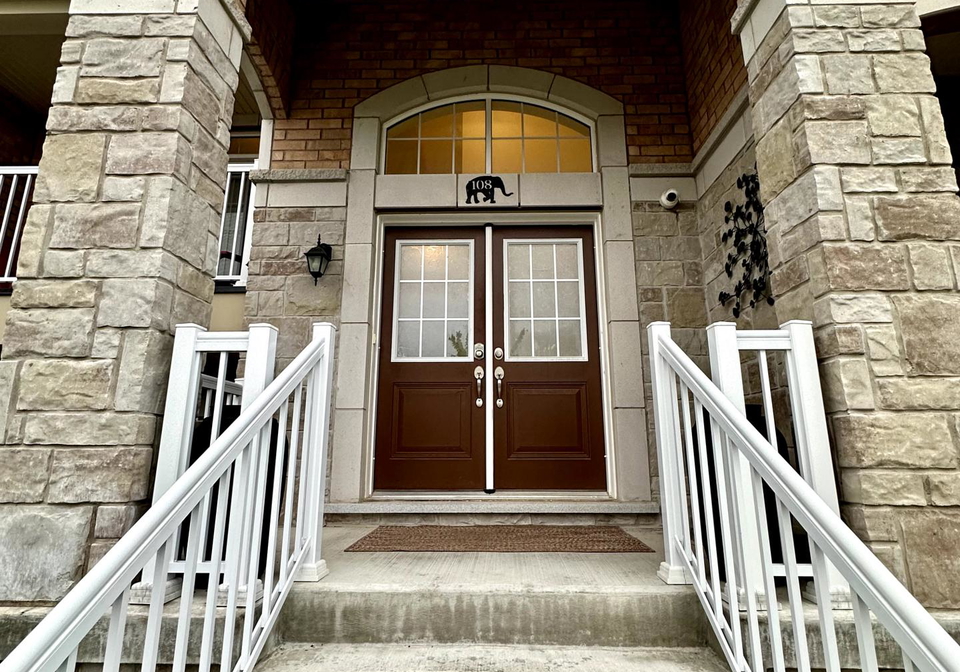108-elephant-hill-drive-clarington-ontario-e12186390
