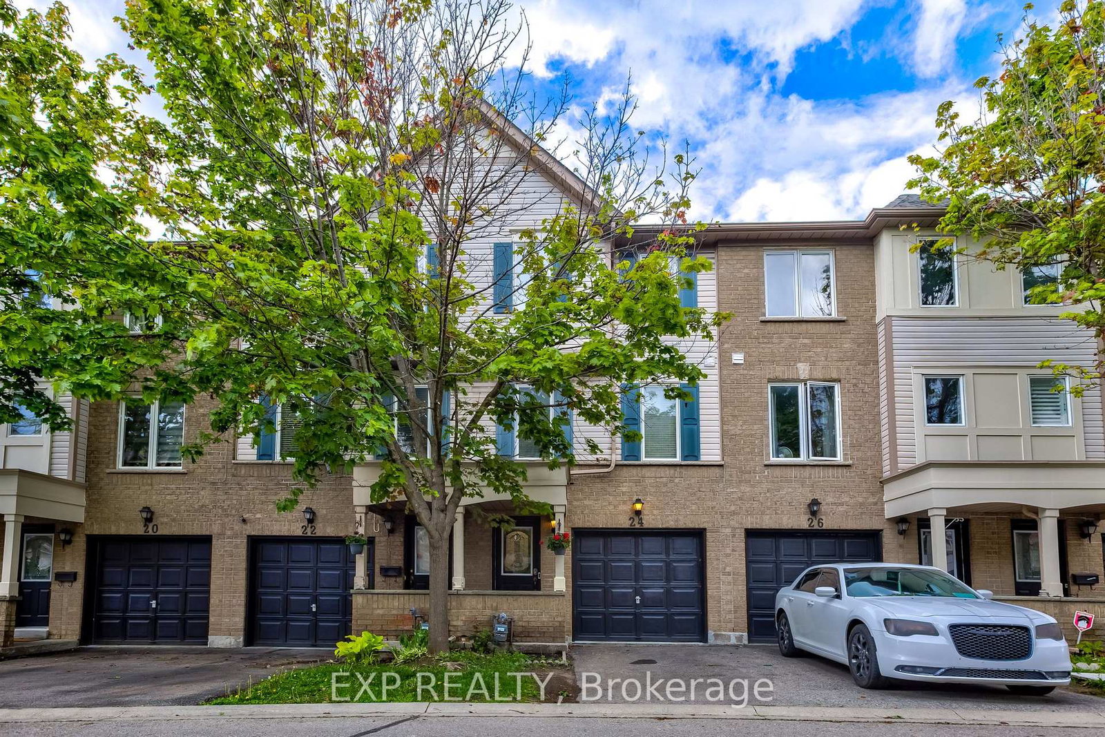 24-spraggins-lane-ajax-ontario-e12186789