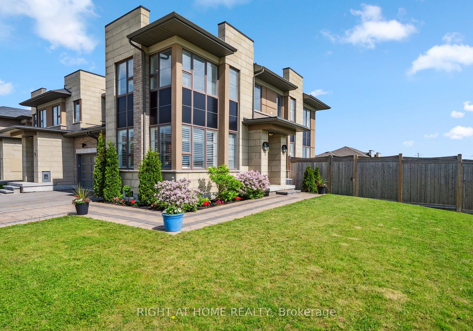 95-barrister-avenue-whitby-ontario-e12188011