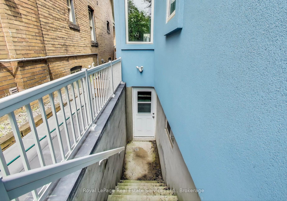 846-carlaw-avenue-east-york-ontario-e12188710