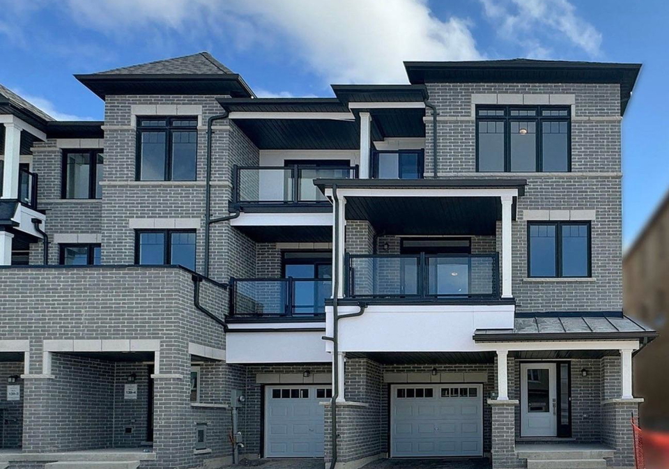2033-cameron-lott-crescent-oshawa-ontario-e12188934
