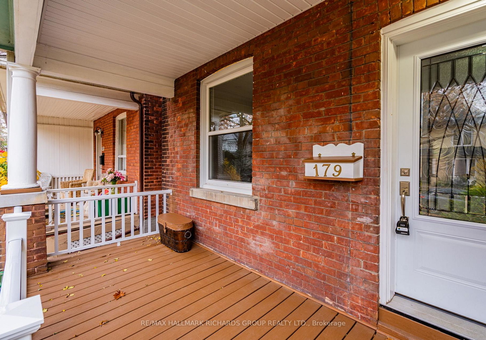 179-lee-avenue-toronto-ontario-e12189410