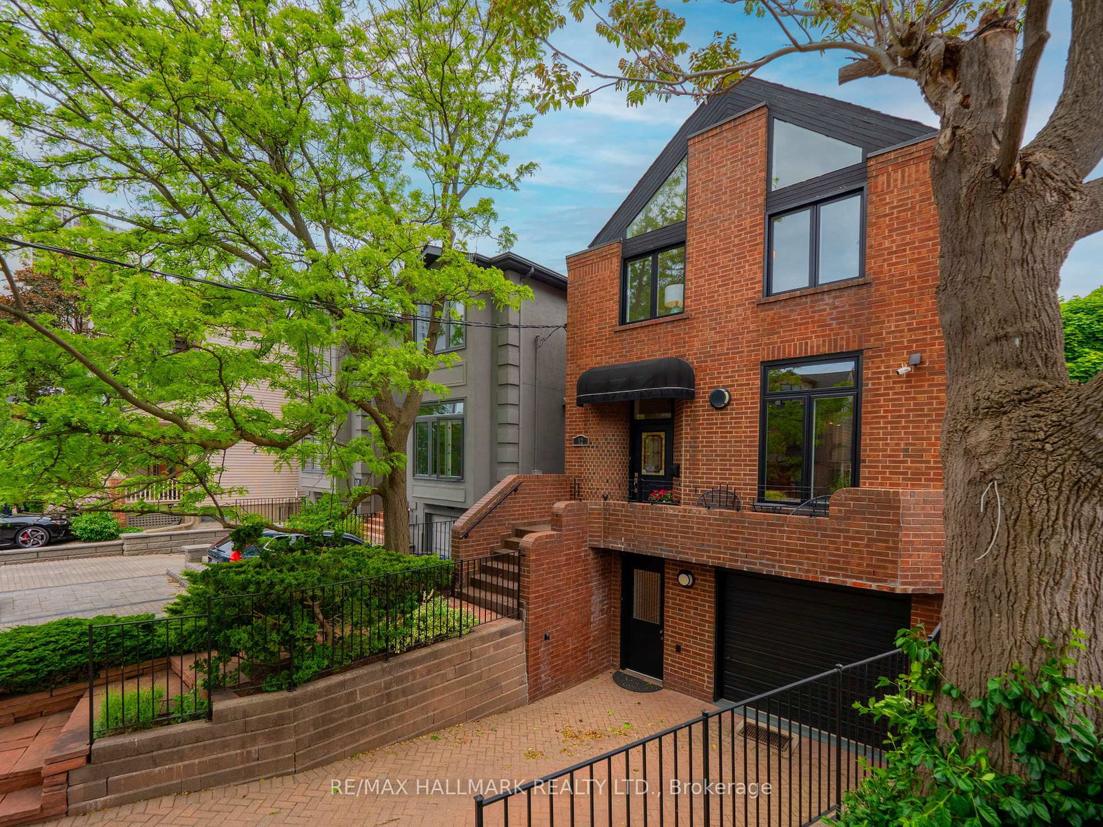 12-pretoria-avenue-east-york-ontario-e12189517