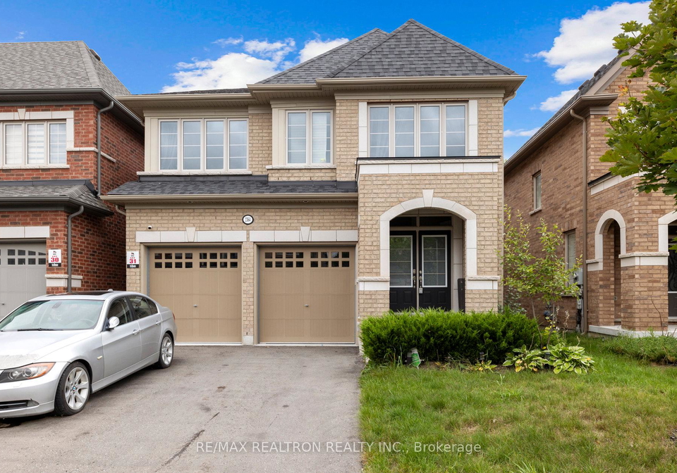 2364-dress-circle-crescent-oshawa-ontario-e12190237