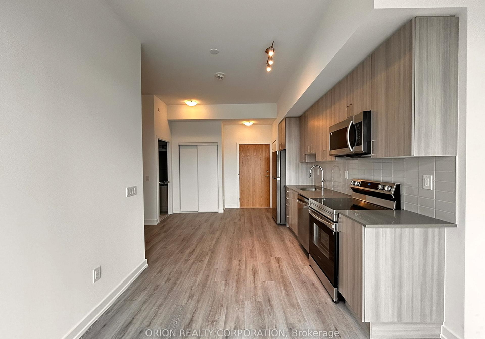 1435-celebration-drive-pickering-ontario-e12190403