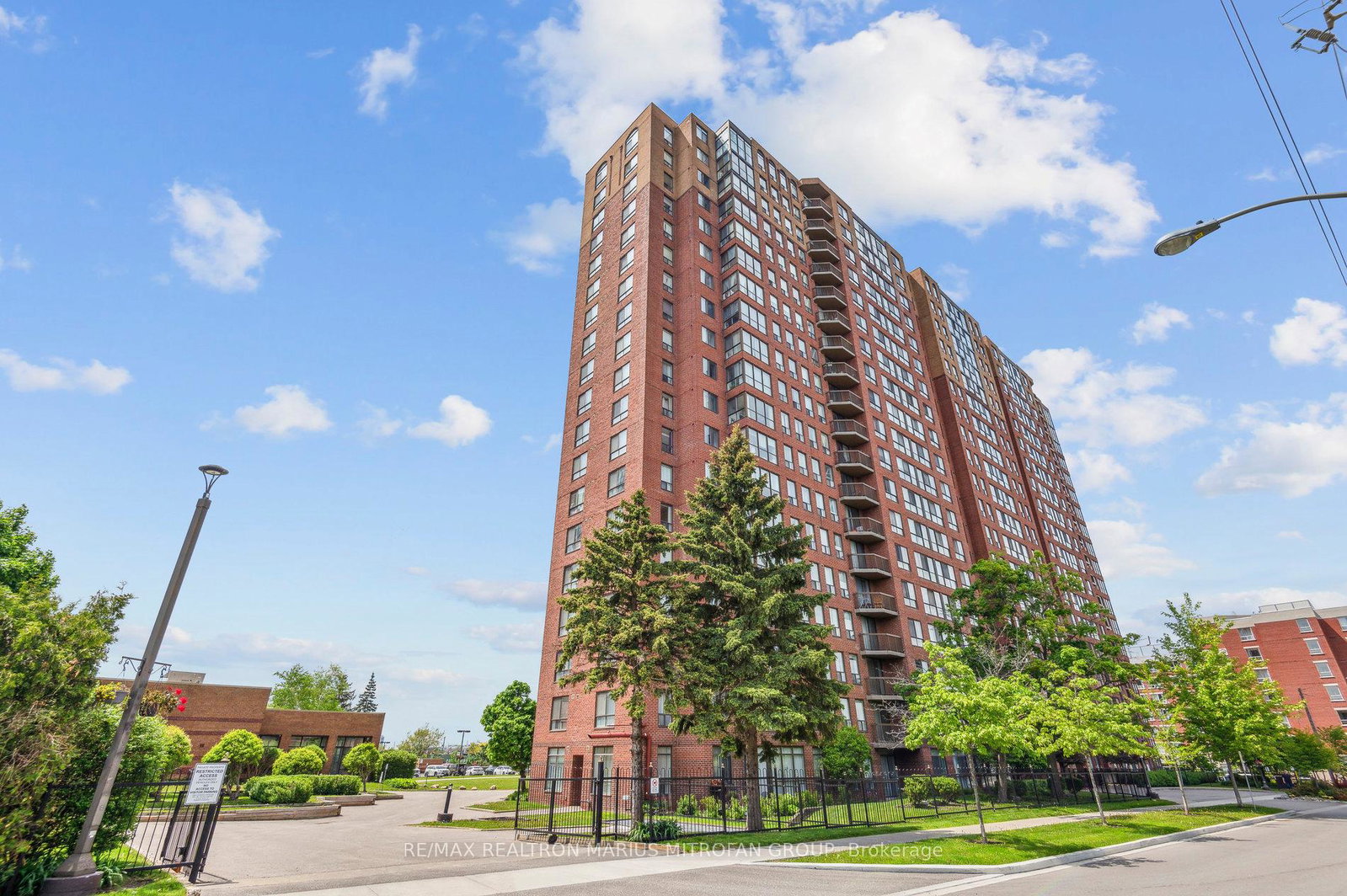 330-mccowan-road-scarborough-ontario-e12193453