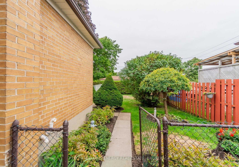 339-jasper-avenue-oshawa-ontario-e12193492