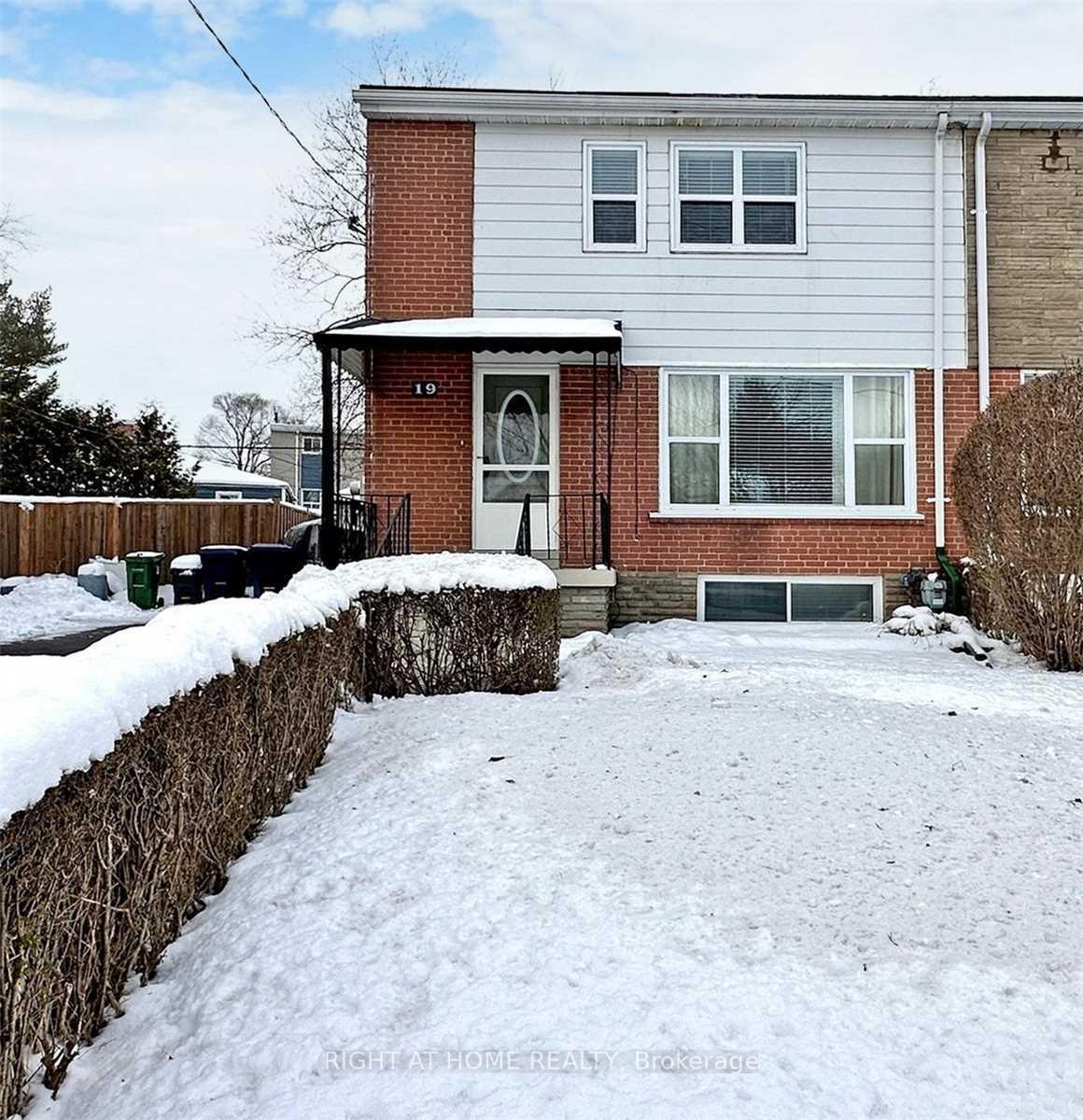 19-chesnut-crescent-scarborough-ontario-e12193730