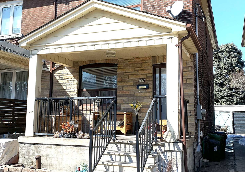 292-mortimer-avenue-east-york-ontario-e12194108