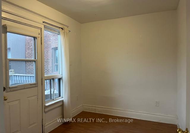 2222-queen-street-e-toronto-ontario-e12194166