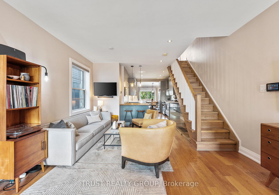 262-queensdale-avenue-east-york-ontario-e12194941