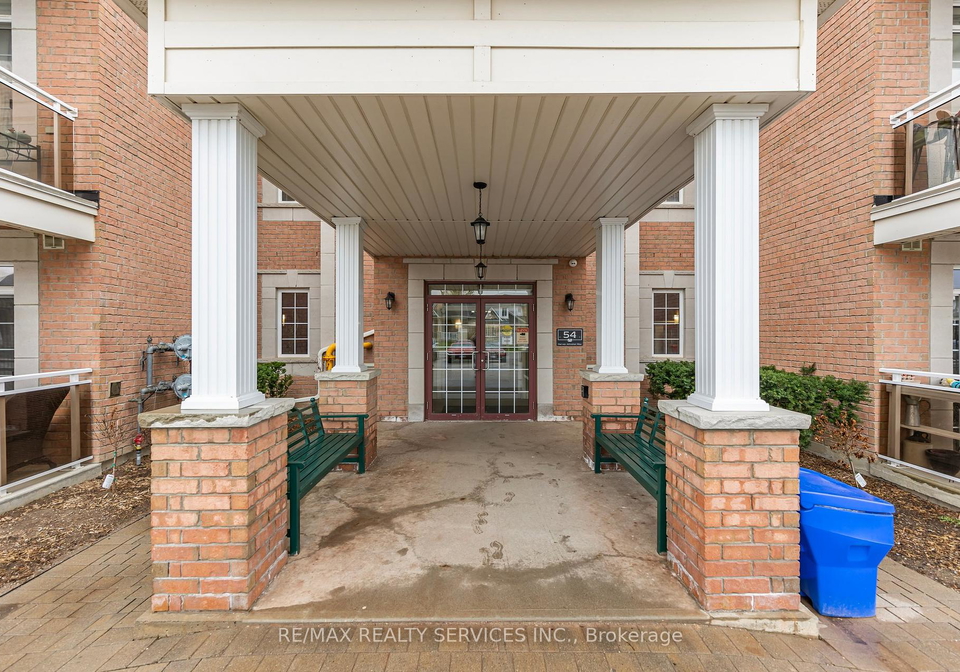 54-harvey-johnston-way-whitby-ontario-e12195372