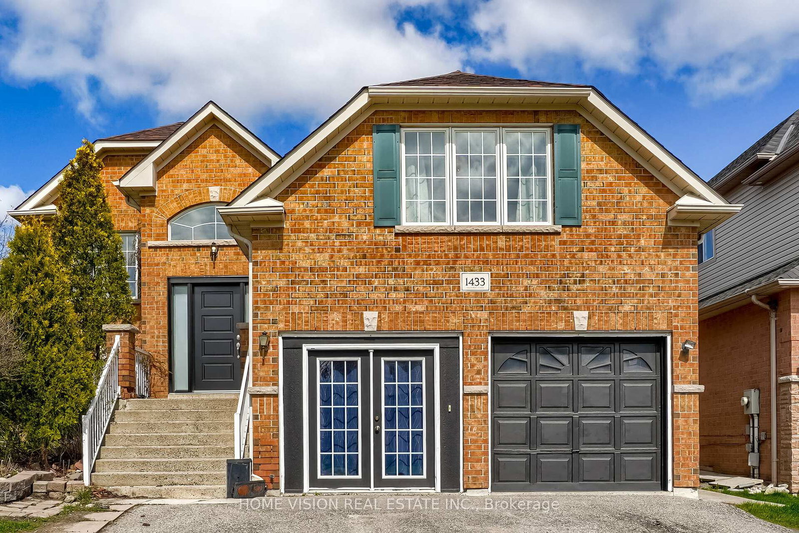 1433-springwater-crescent-e-oshawa-ontario-e12195434