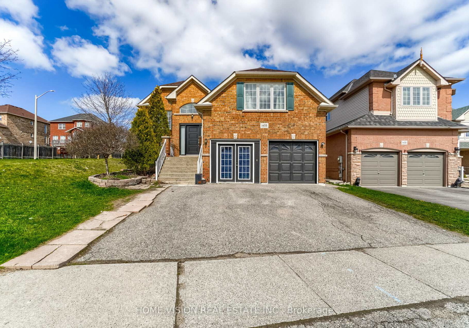 1433-springwater-crescent-e-oshawa-ontario-e12195434