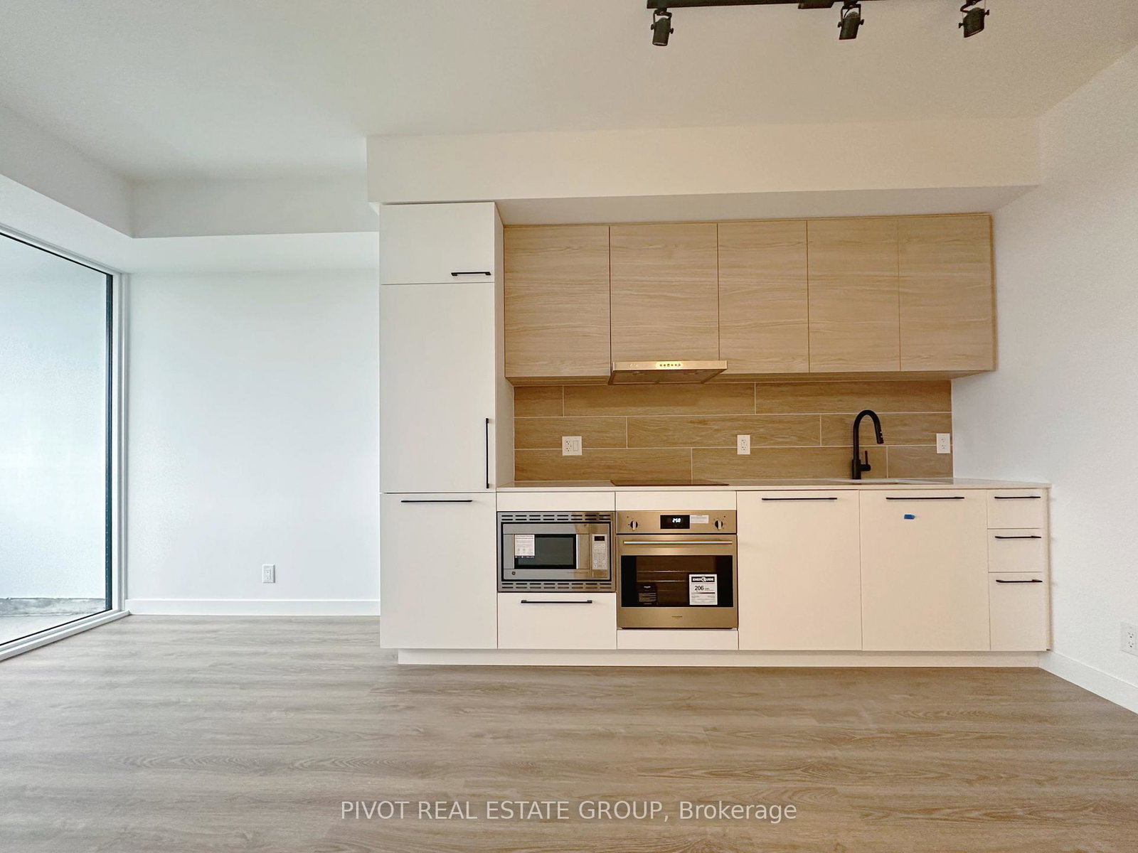 1050-eastern-avenue-toronto-ontario-e12196519
