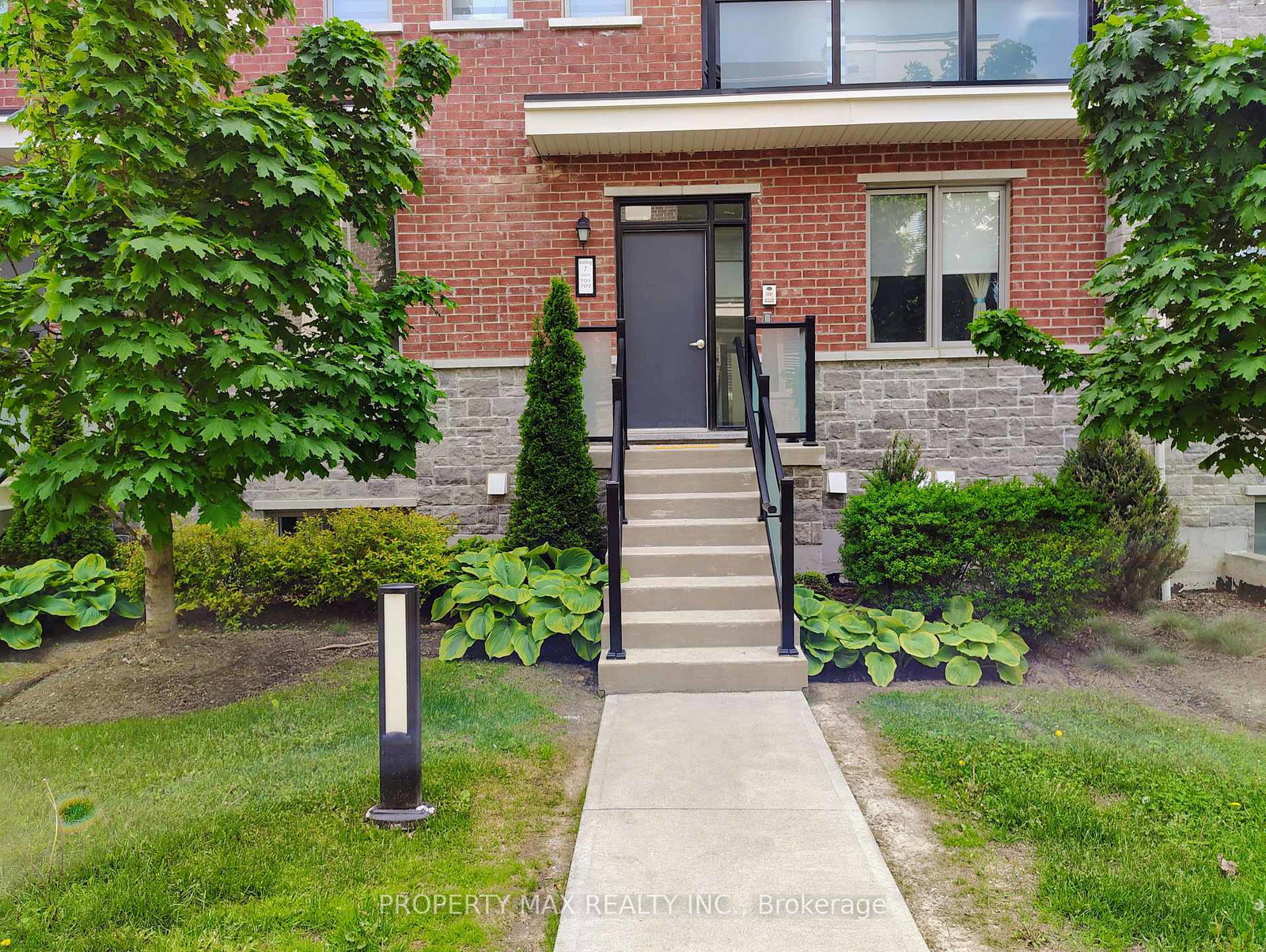 1148-dragonfly-avenue-pickering-ontario-e12197868