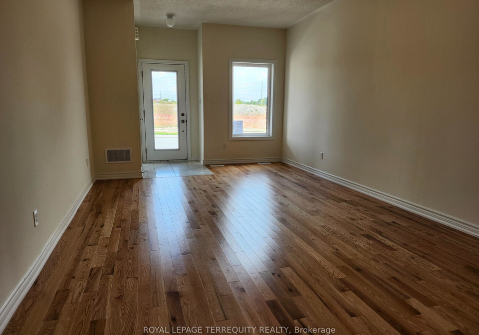 1117-marathon-avenue-pickering-ontario-e12198001