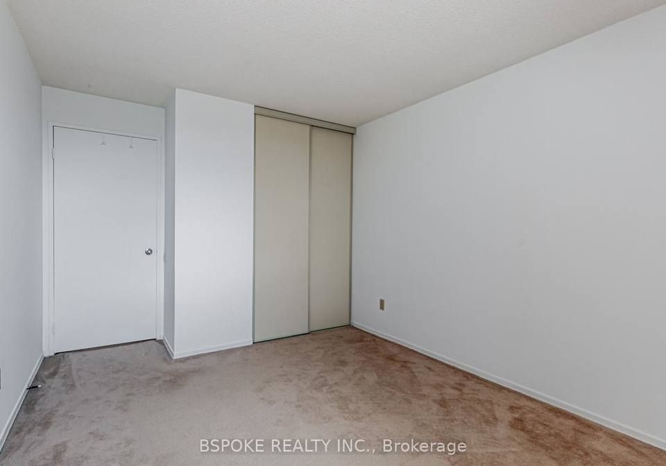 2466-eglinton-avenue-e-scarborough-ontario-e12198109