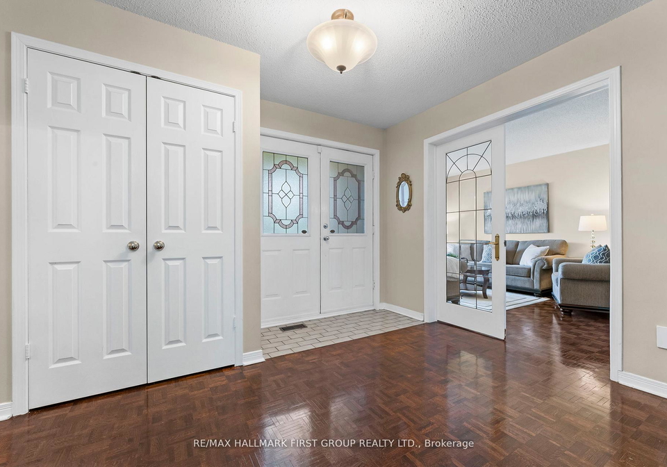1586-saugeen-drive-pickering-ontario-e12198127