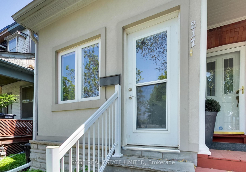 217-booth-avenue-toronto-ontario-e12200262