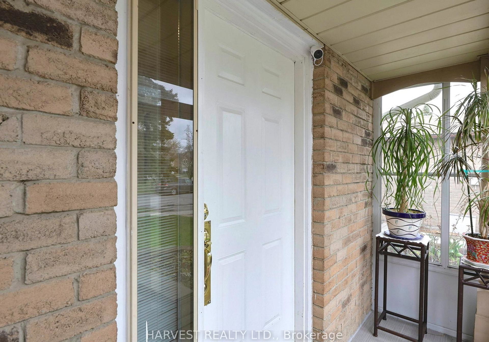 80-campania-crescent-scarborough-ontario-e12200556