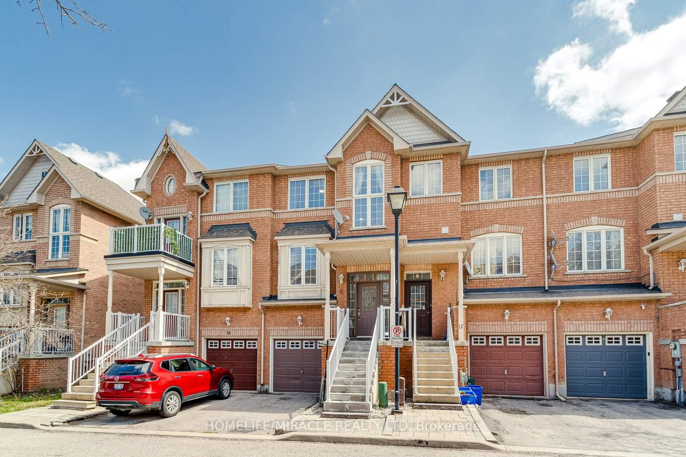 15-annable-lane-ajax-ontario-e12202957