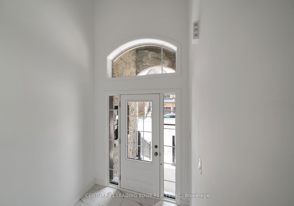 19-calloway-way-whitby-ontario-e12203756