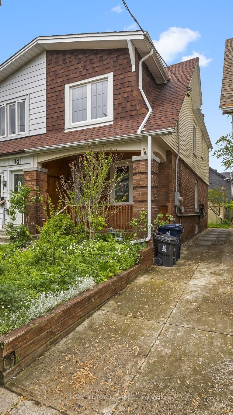 96-woodington-avenue-east-york-ontario-e12203818