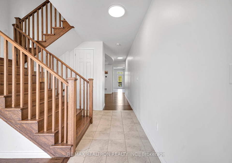 3038-hollyberry-trail-pickering-ontario-e12204003