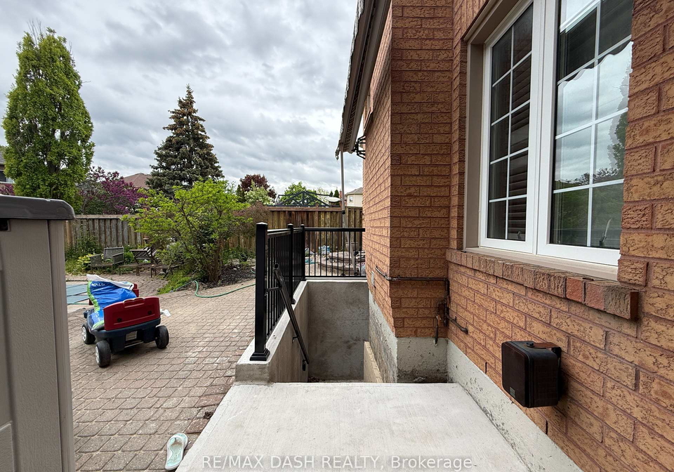 30-brownell-street-whitby-ontario-e12204314