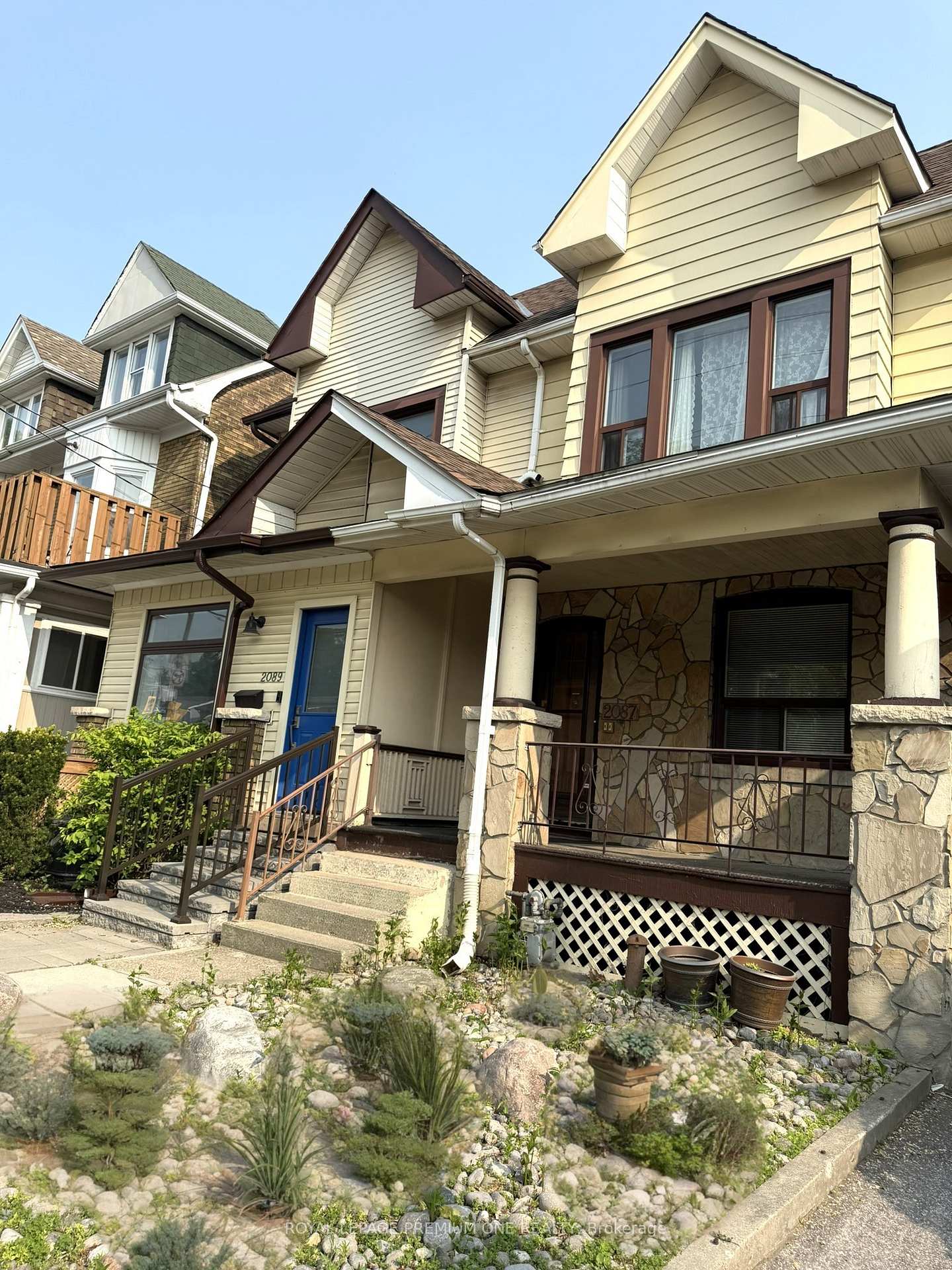 2087-gerrard-street-e-toronto-ontario-e12204858