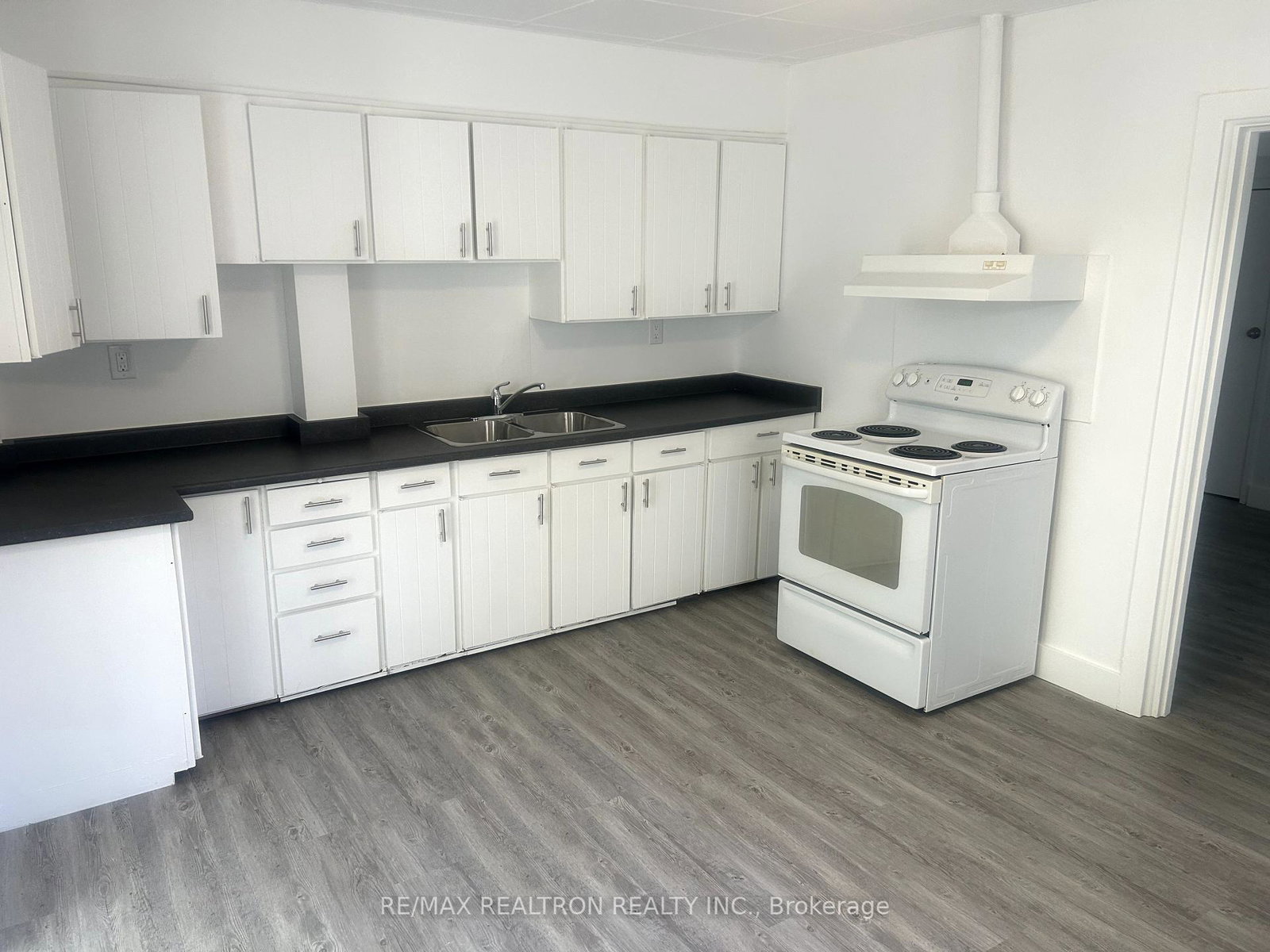 1299-gerrard-street-e-toronto-ontario-e12205825