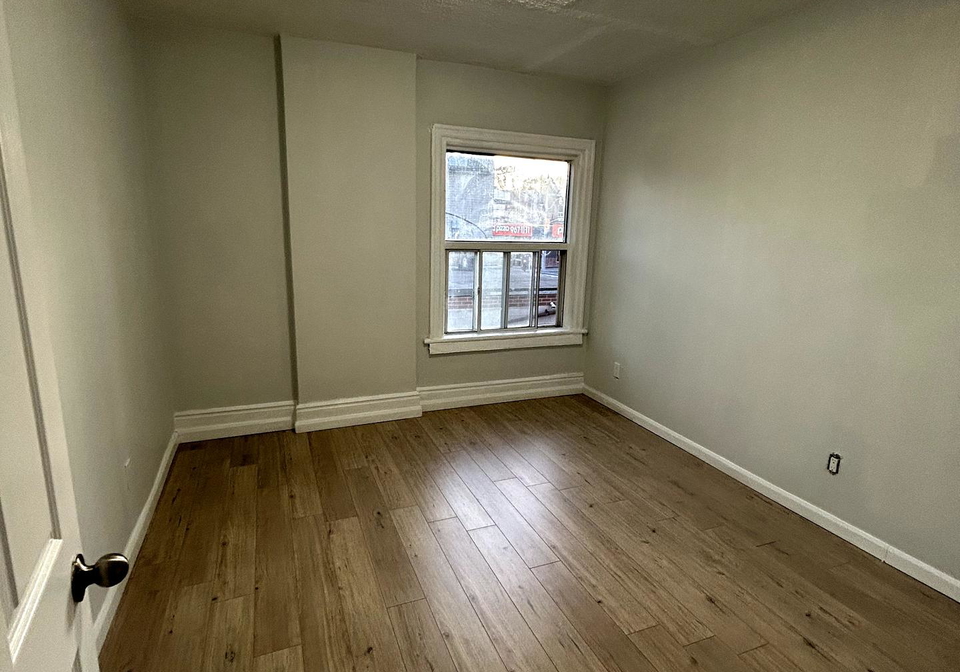 129gerrard-street-e-toronto-ontario-e12205828