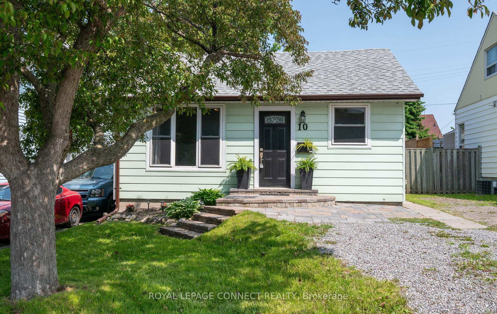10-queen-street-ajax-ontario-e12205997