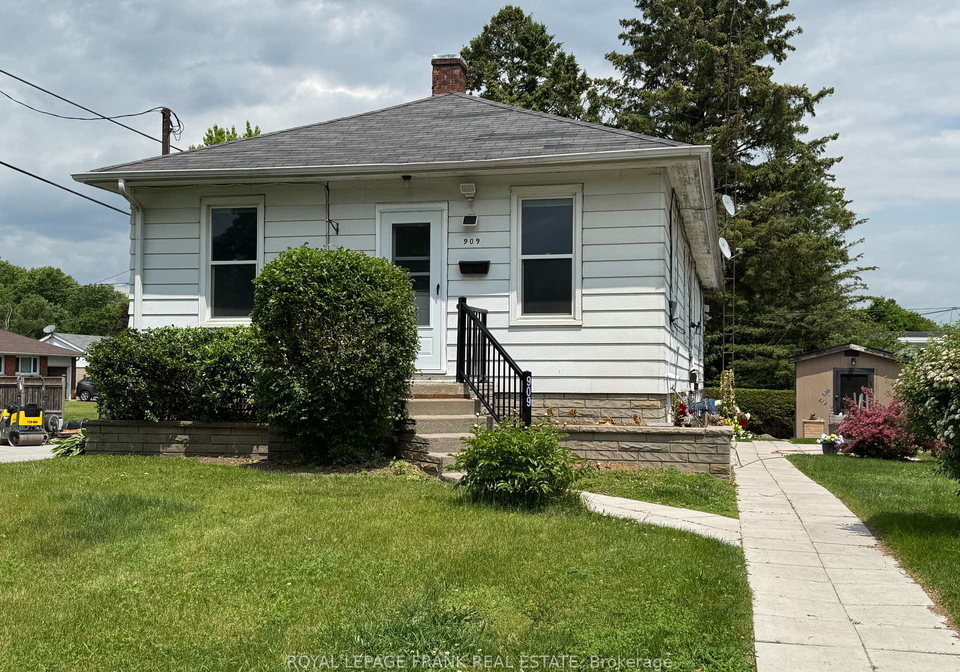 909-masson-street-oshawa-ontario-e12206135