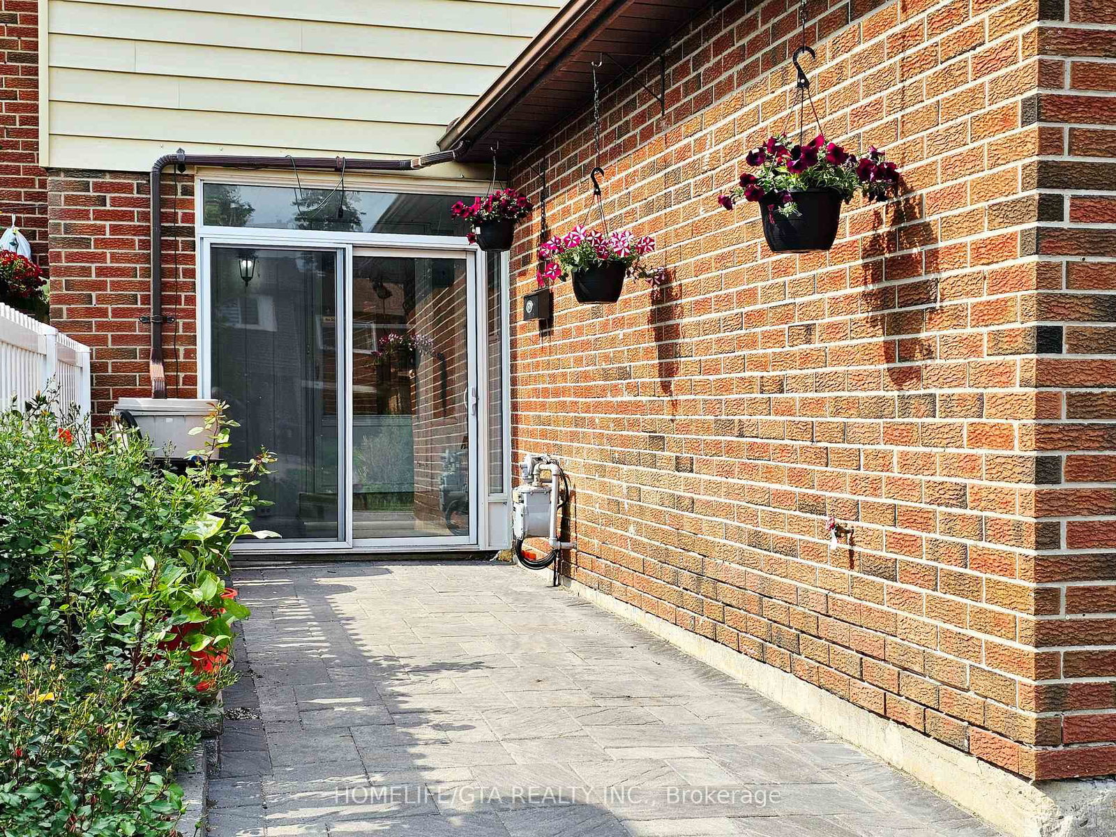 24-bradstone-square-scarborough-ontario-e12206190