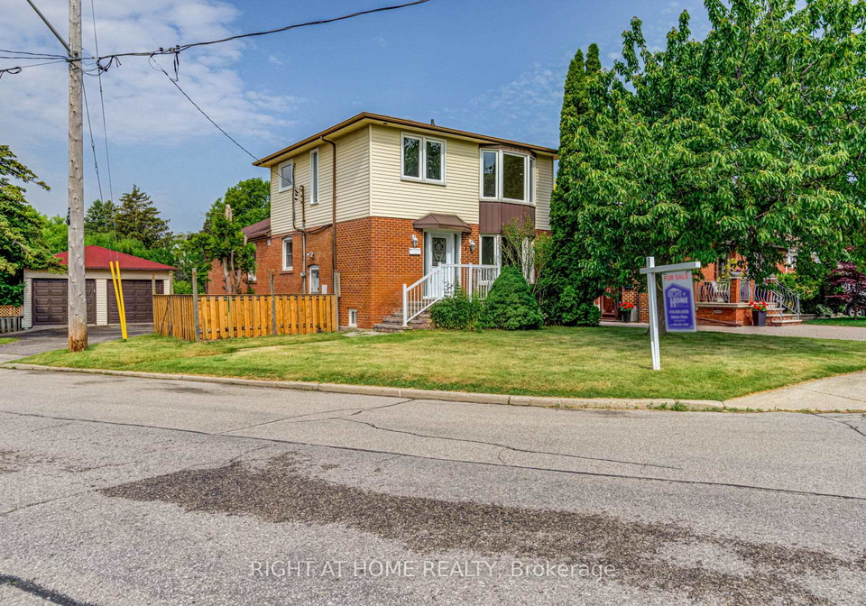 2-compton-drive-scarborough-ontario-e12206459
