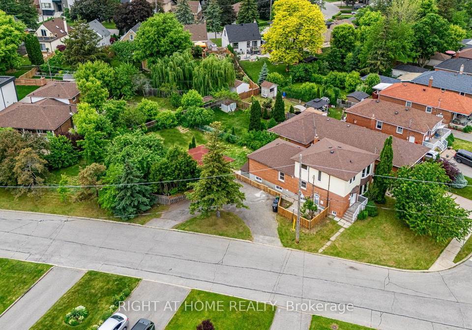 2-compton-drive-scarborough-ontario-e12206459