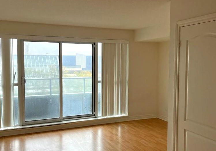 70-town-centre-court-scarborough-ontario-e12206802