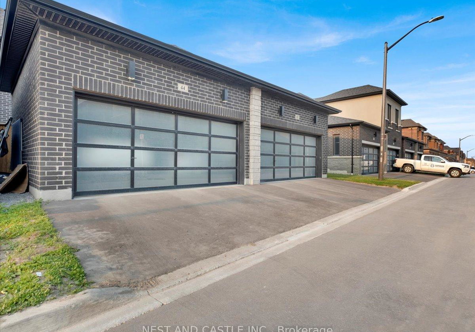 44-oreilly-street-whitby-ontario-e12207090