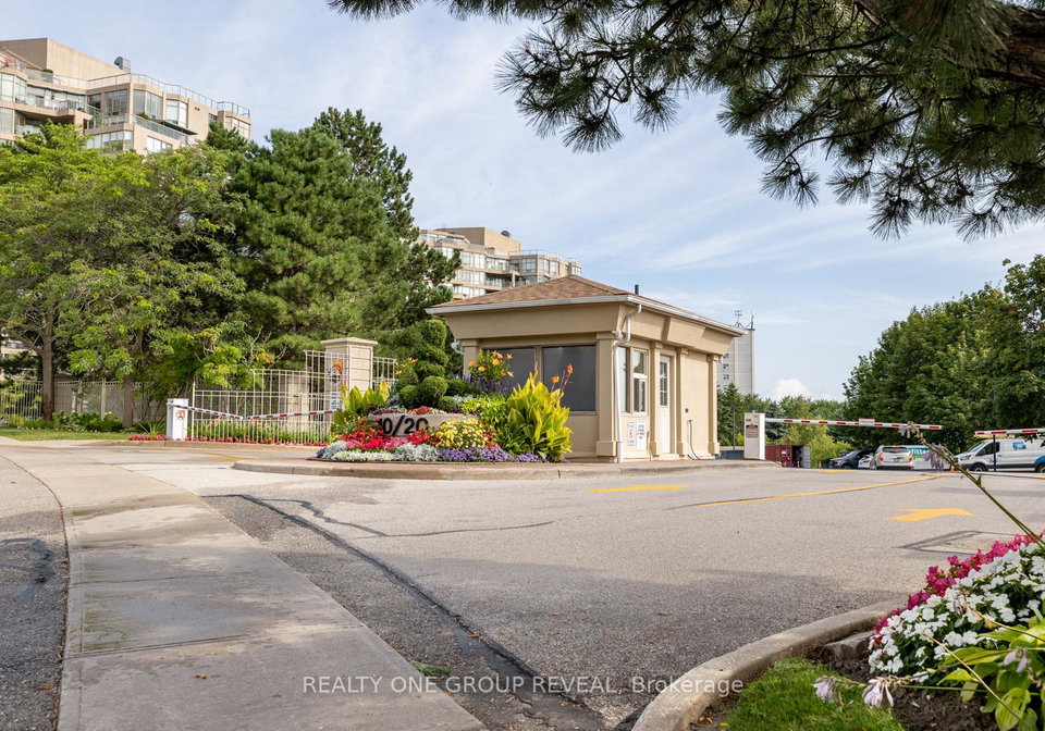 20-guildwood-parkway-scarborough-ontario-e12207183