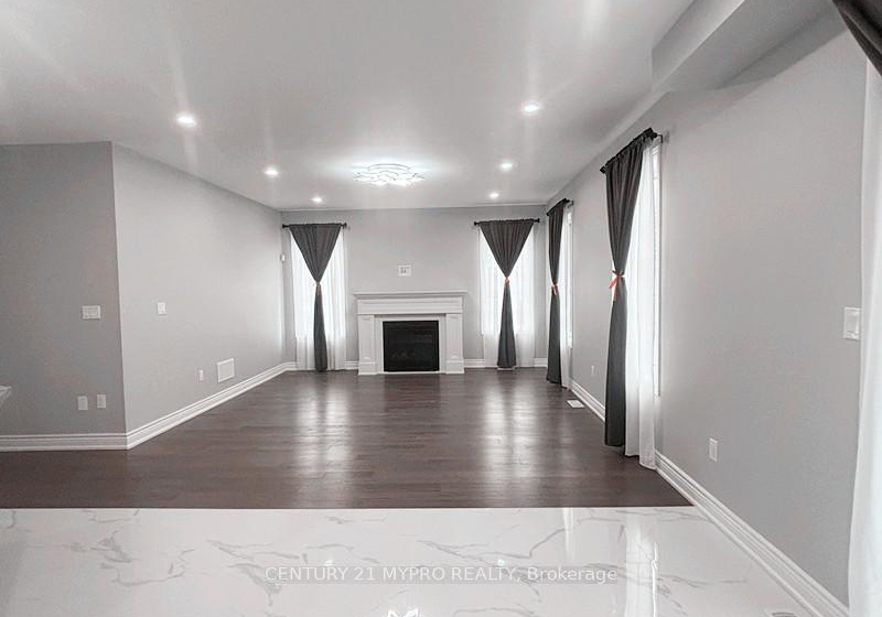 1100-nugent-crescent-oshawa-ontario-e12207273