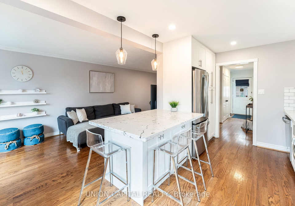 1167-tanzer-court-pickering-ontario-e12207940