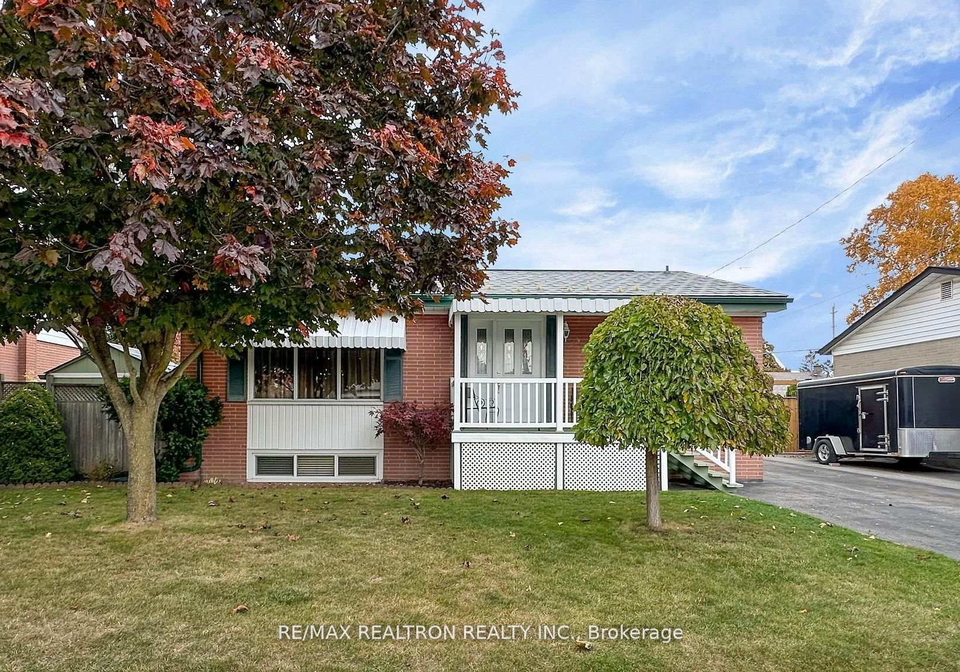 923-bayview-avenue-whitby-ontario-e12208455