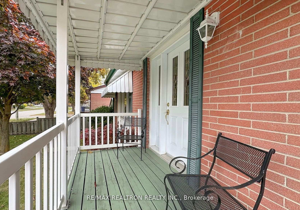 923-bayview-avenue-whitby-ontario-e12208455